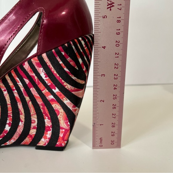 CARLOS SANTANA  | ATTRACTION | SIZE 7.5  | WEDGE HEEL | PEEP TOE - Picture 8 of 8